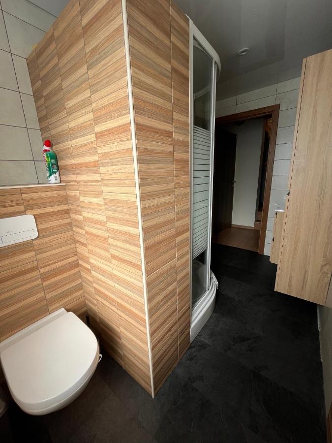 Aux Loups Blancs - Appartement Namur Esterno foto